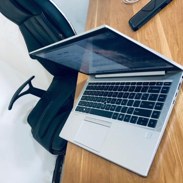 Laptop HP EliteBook 845 G7 16GB AMD Ryzen SSD 256GB